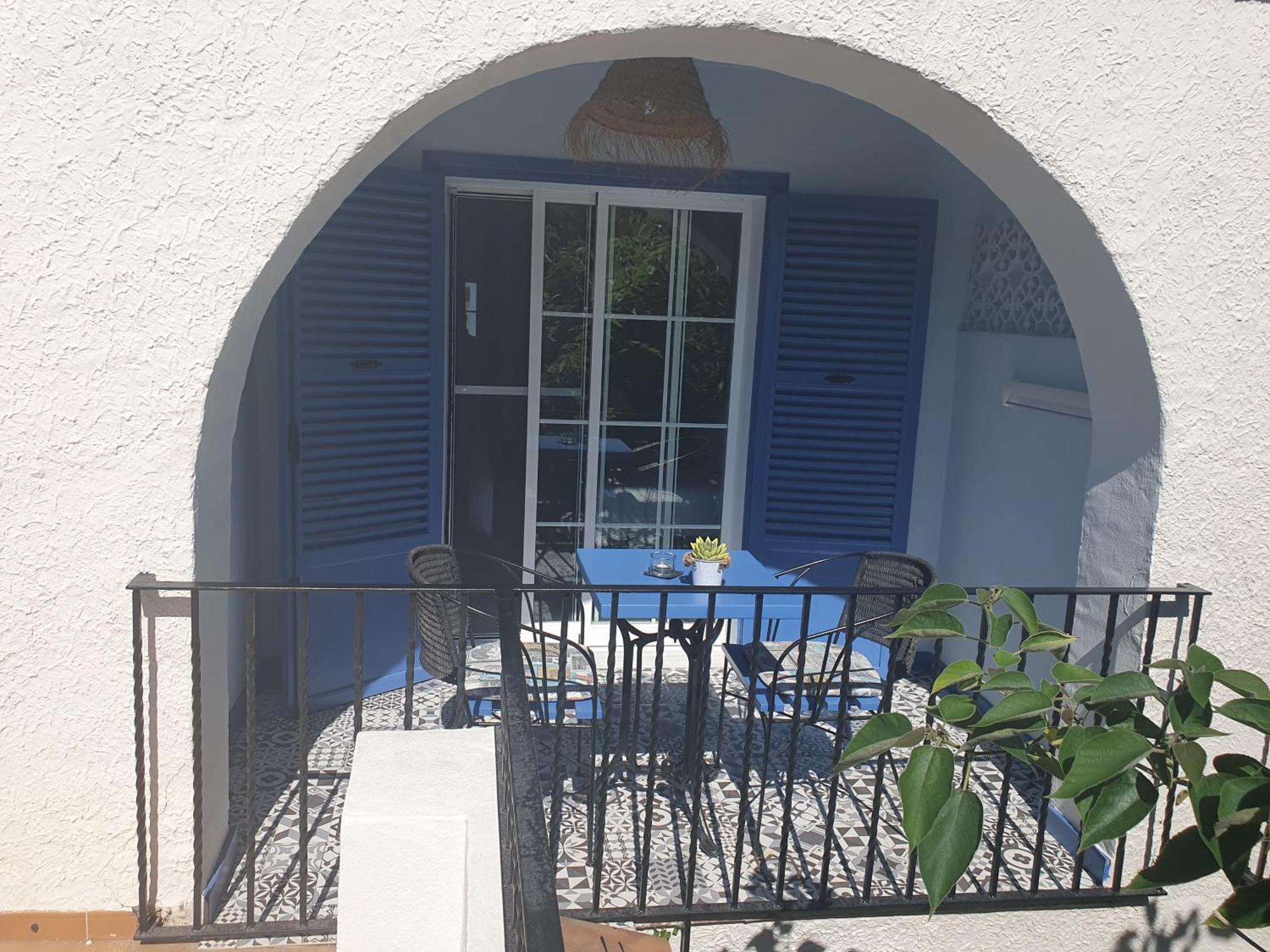Hostal Mi Campana Дения Екстериор снимка